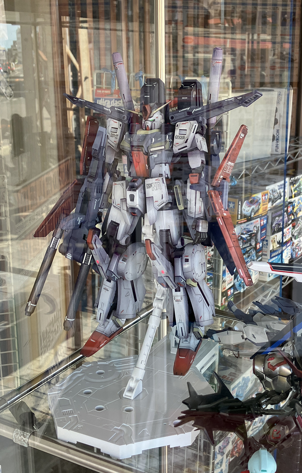 ショーケースに置かせてもらった。の画像3