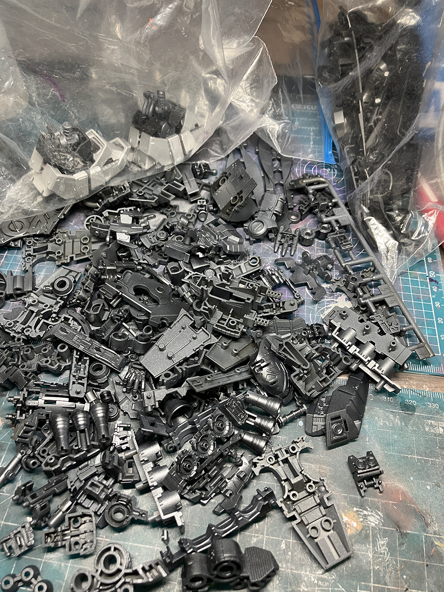 ランナーから切り離さないまま塗装の画像1